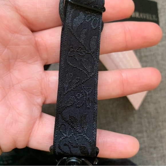 Kindred Bravely Black Nursing Bra Sublime® Hands-Free Pumping & Nursing Bra - Picture 4 of 12